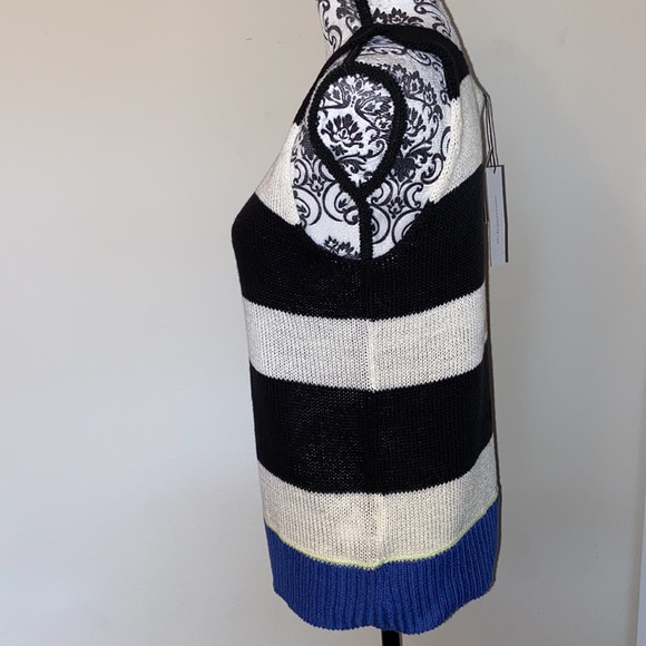 Sanctuary Top Sleeveless - Picture 3 of 7